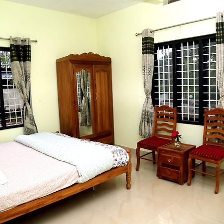 Colonia Munnar Homestay Екстериор снимка